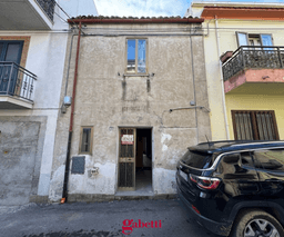 Casa indipendente in Via Nardone 7, Cupello