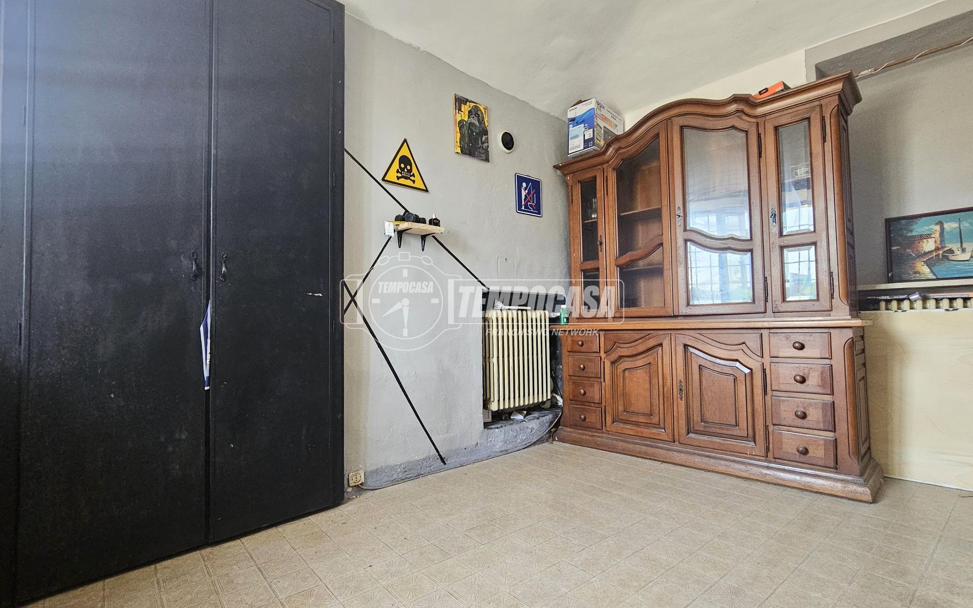 Casa indipendente in Via Mondalforno Inferiore, Mezzana Mortigliengo