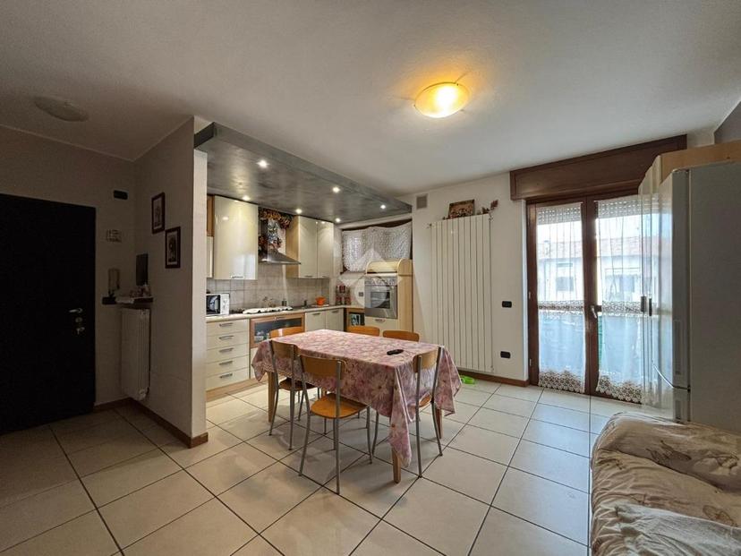 Trilocale in Via San Francesco d'Assisi 11, Palazzolo sull'Oglio — foto 5 di 5