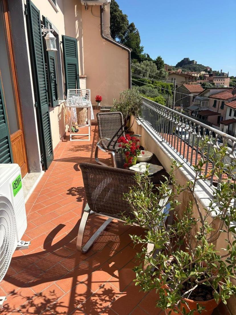 Porzione di casa, Massa — foto 4 di 5
