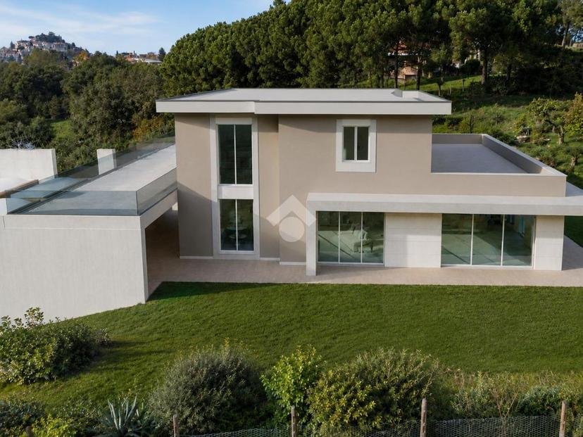 Villa in Via Cipollone, Montefiascone — foto 2 di 5