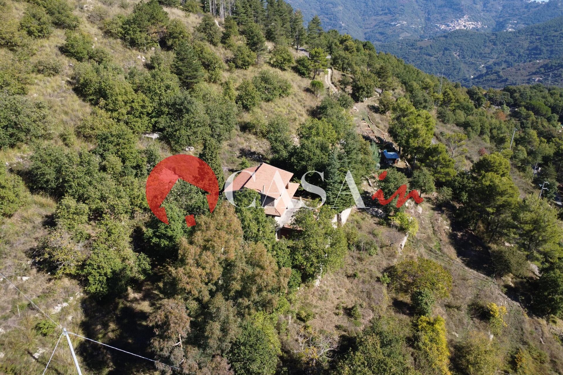 Villa unifamiliare in Contrada Minocera Snc, Ucria