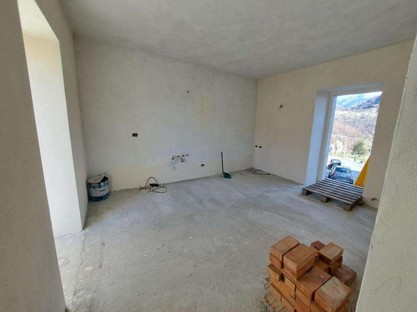 Bilocale in Brenzio, Gravedona ed Uniti — foto 3 di 5