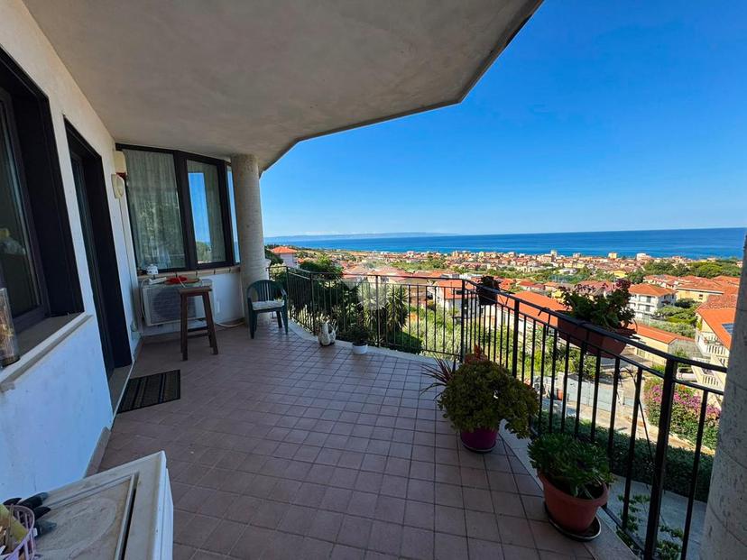 Villa in Via Guori 26, Falerna — foto 3 di 5