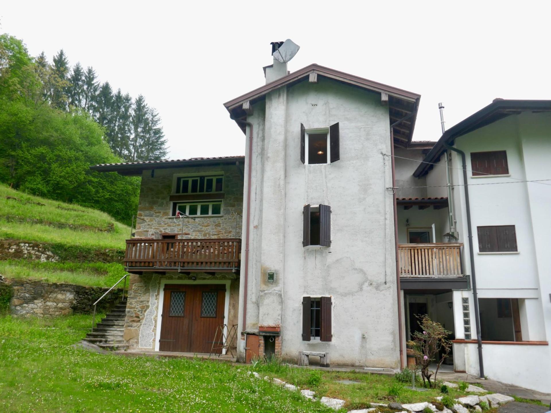 Terratetto plurifamiliare, Clauzetto