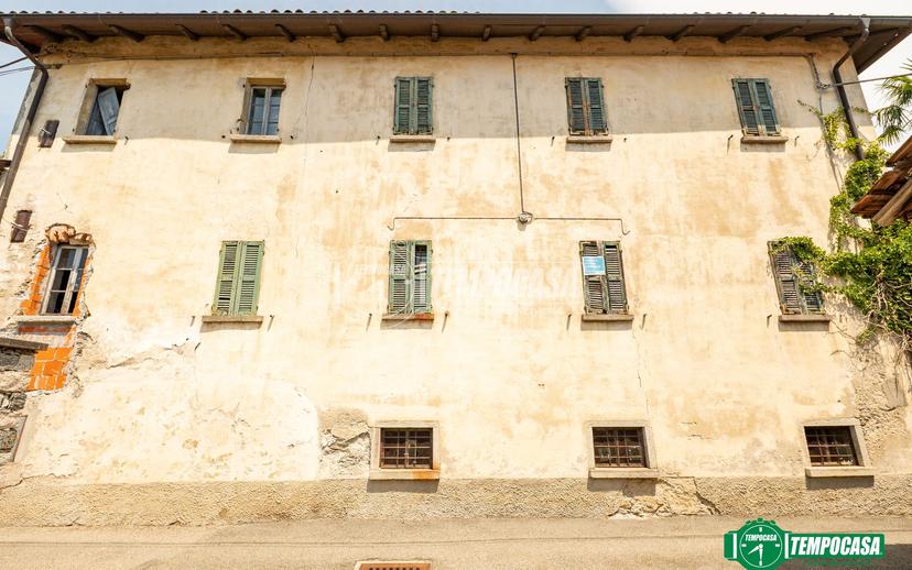 Casa indipendente in Via per Comnago 5/Risorgimen, Lesa — foto 4 di 5