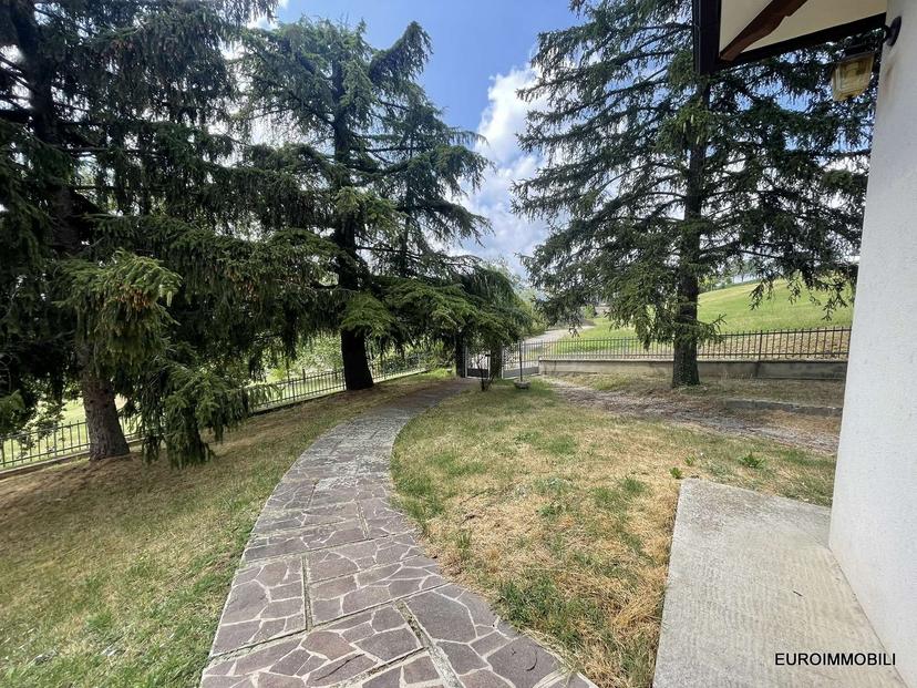 Casa indipendente in Strada della Costa, Neviano degli Arduini — foto 2 di 5