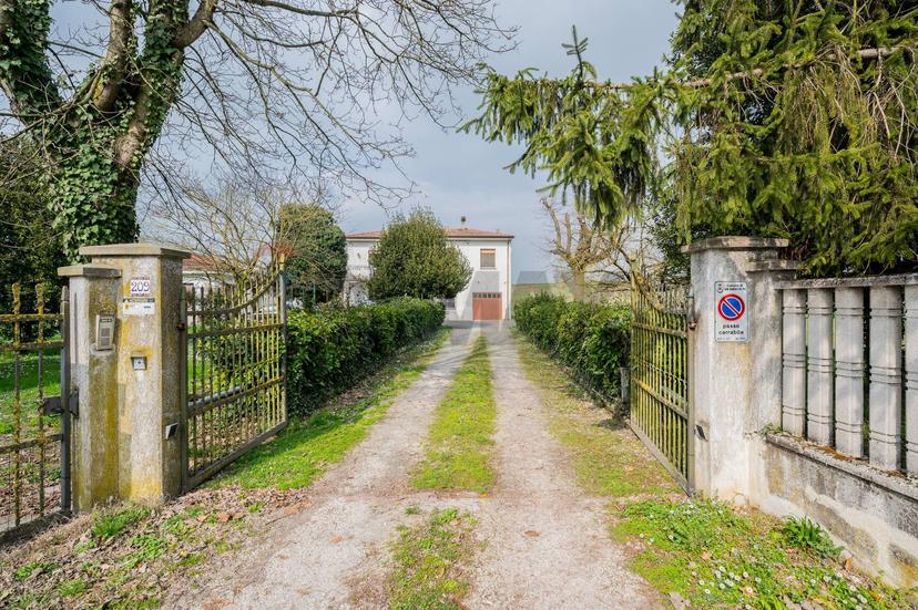 Villa in Via Bardelle 209, San Benedetto Po — foto 2 di 5