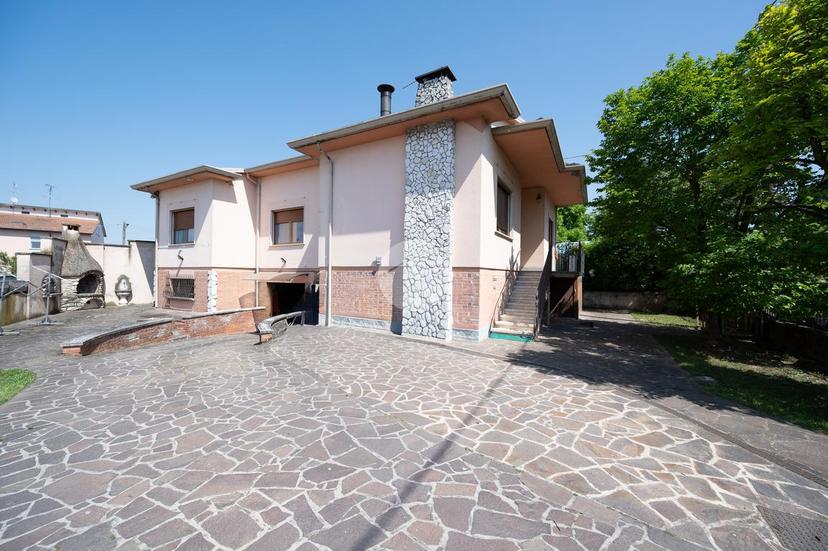 Villa in Via Papa Giovanni XXIII 7, Curtatone — foto 3 di 5
