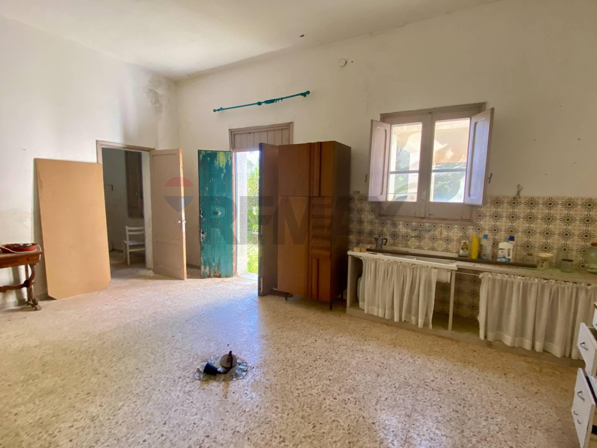 Casa indipendente in Via Amba Alagi 222, San Vito Lo Capo