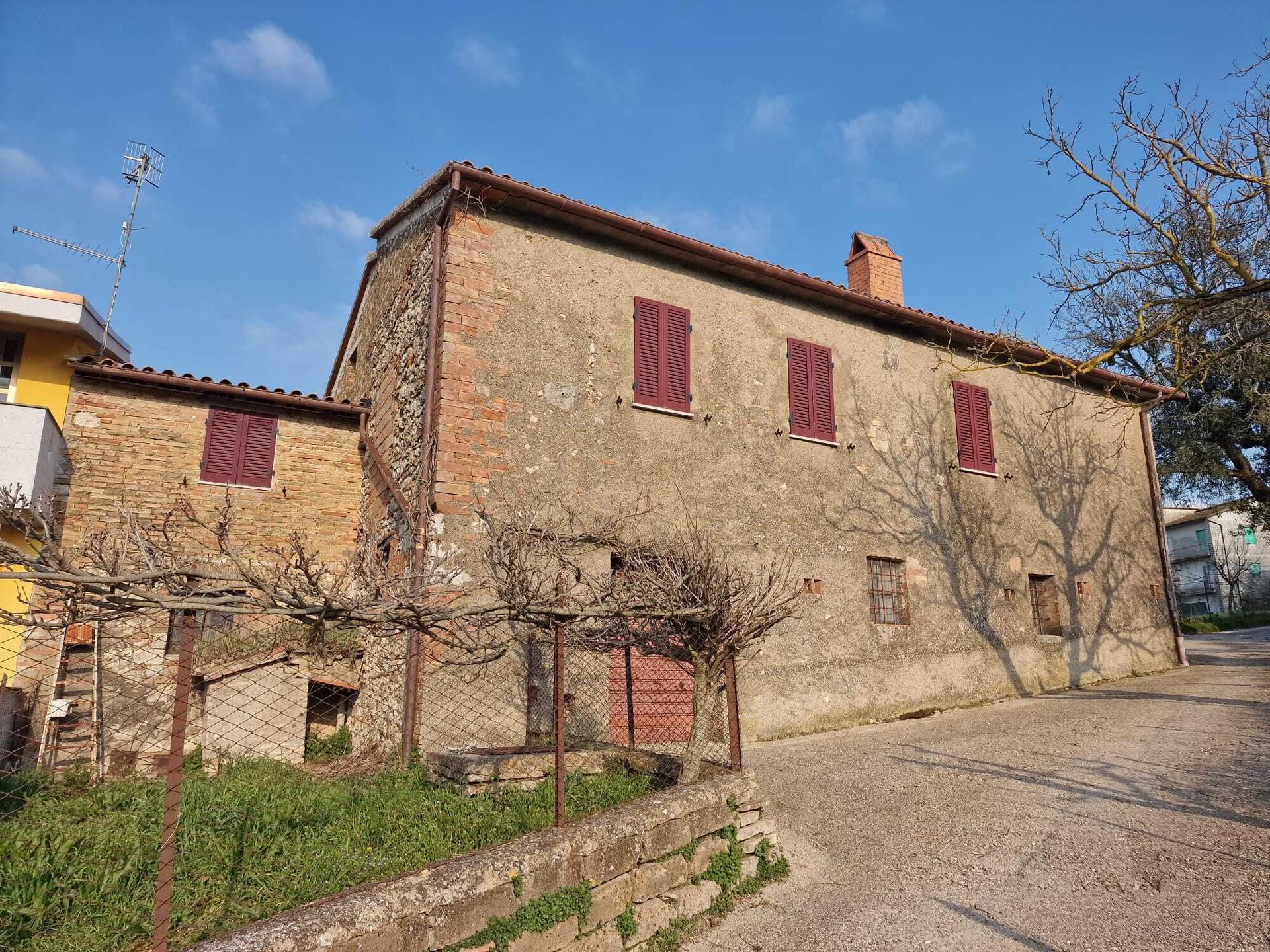 Villa a schiera in Via Roma, Avigliano Umbro