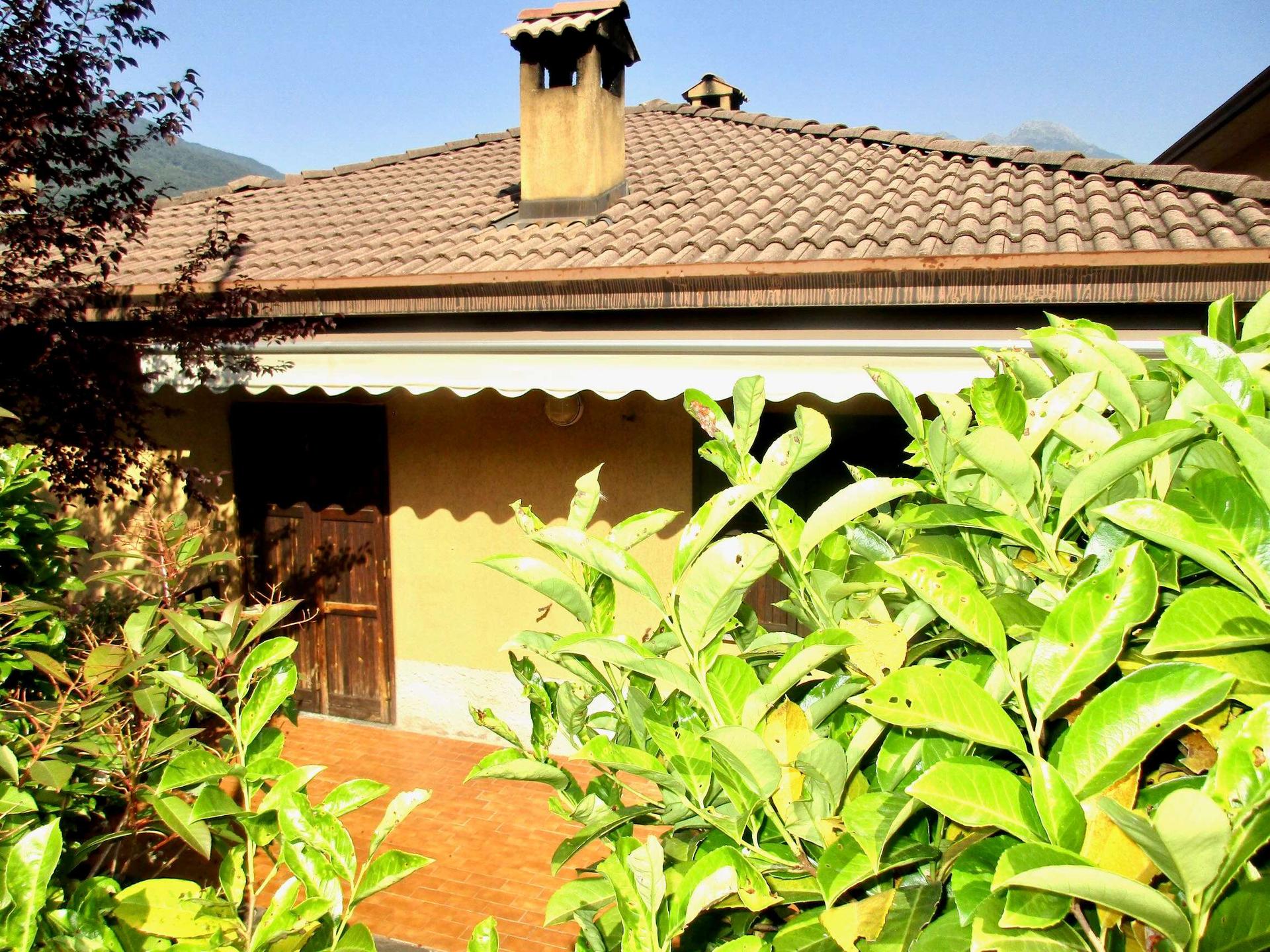 Bilocale in Via Santa Maria Immacolata, Sant'Omobono Terme