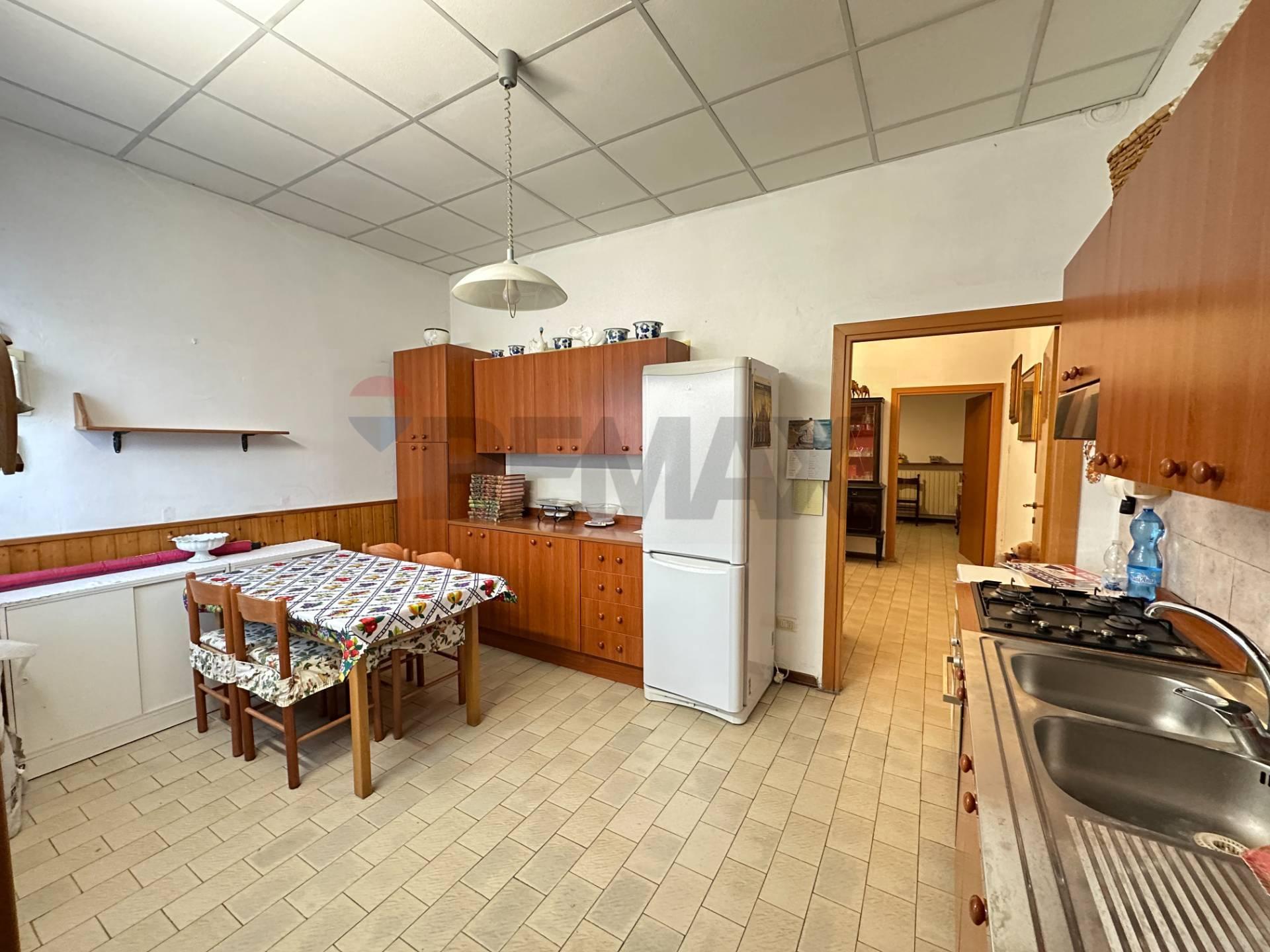 Bilocale in Via Cavour 44, Arcisate