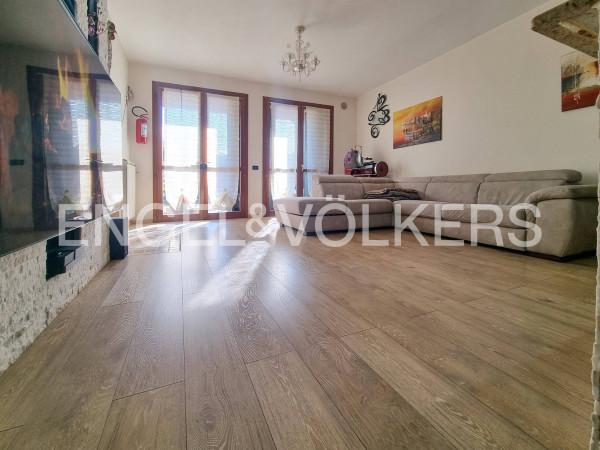 Villa a schiera in Via Niccolò Tommaseo, Cavallino-Treporti — foto 2 di 5