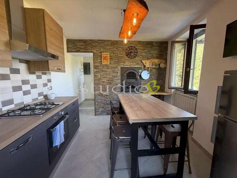 Porzione di casa in Via Angeli Snc, Apricale — foto 2 di 5