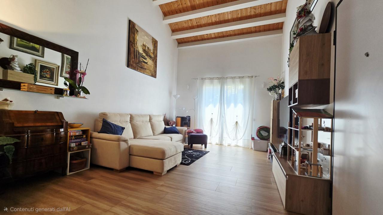 Casa indipendente in Via G. Rossini, N 33, Rovigo