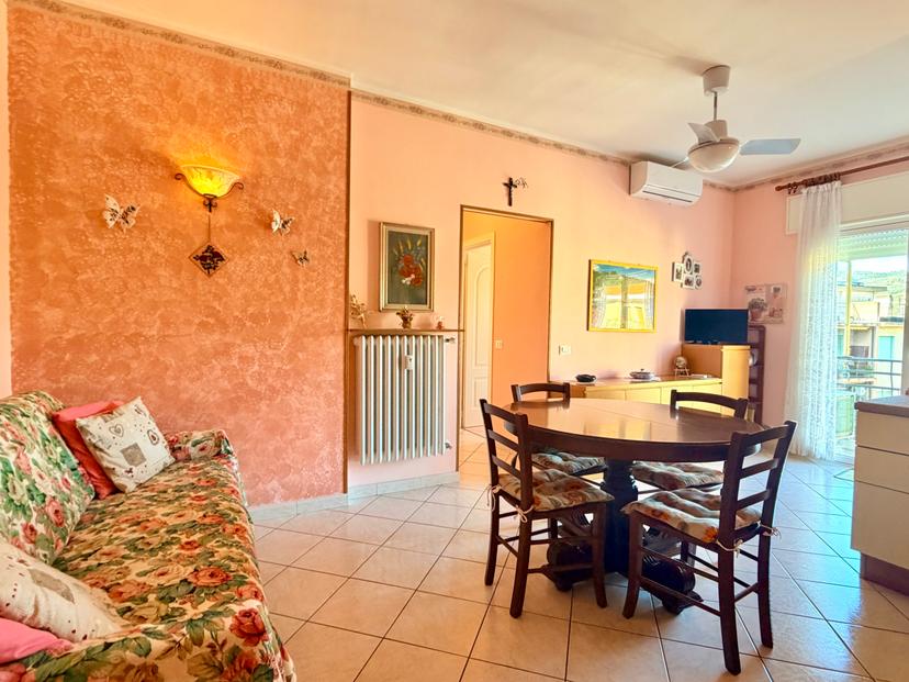 Bilocale in Corso Europa 41, Diano Marina