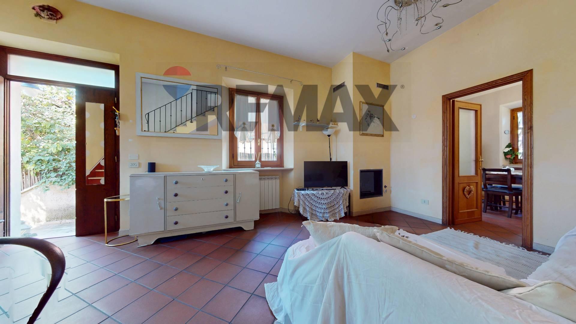 Casa indipendente in Via Pescarella 23, Pietrasanta