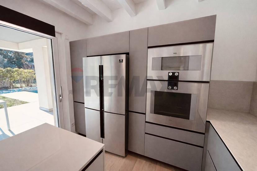 Villa in Via N. Tommaseo, Jesolo — foto 4 di 5