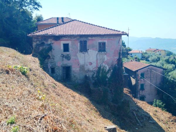 Casa colonica in Località Tranci 30, Calice al Cornoviglio