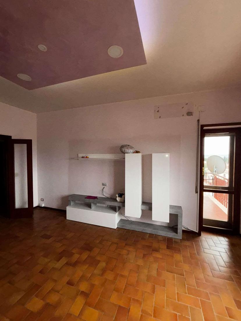 Appartamento, Sparanise — foto 3 di 5