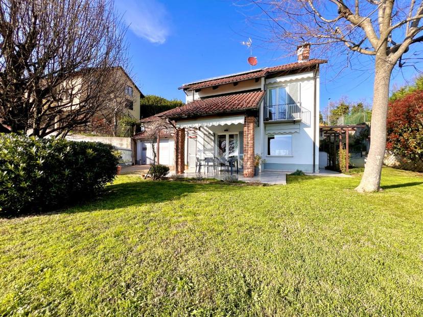 Villa in Strada Sant'Antonio, Albugnano — foto 2 di 5