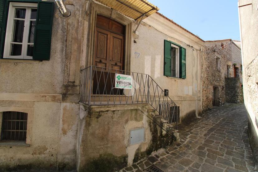 Trilocale in Via Lombardi 15, Tortorella — foto 4 di 5