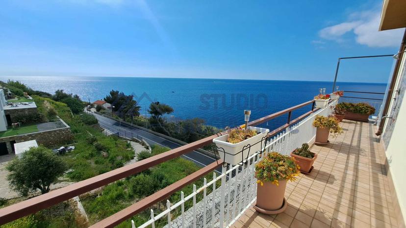 Attico in Corso Giuseppe Mazzini, Sanremo — foto 3 di 5