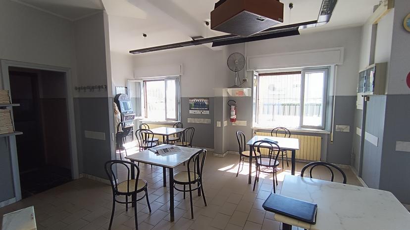 Villa bifamiliare in Via Larga, Luni — foto 3 di 5