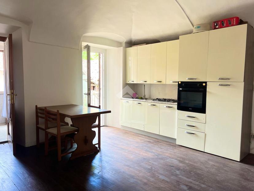 Appartamento in Frazione Campore 25, Valdilana