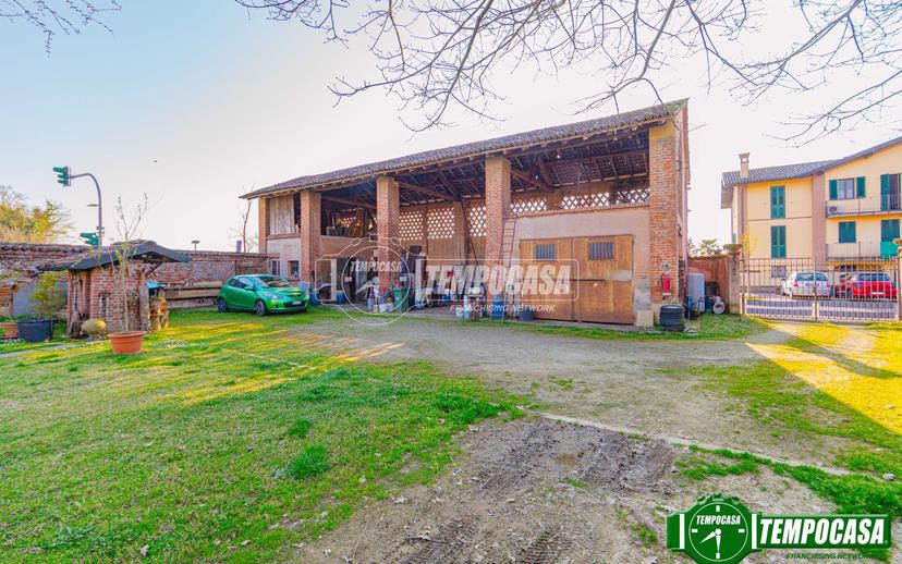 Villa a schiera in Via Generale Ambrogio Clerici, Zeccone — foto 5 di 5