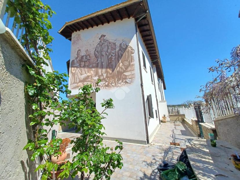Villa a schiera in Via Giovanni Ferrauti 1, Calcata — foto 3 di 5