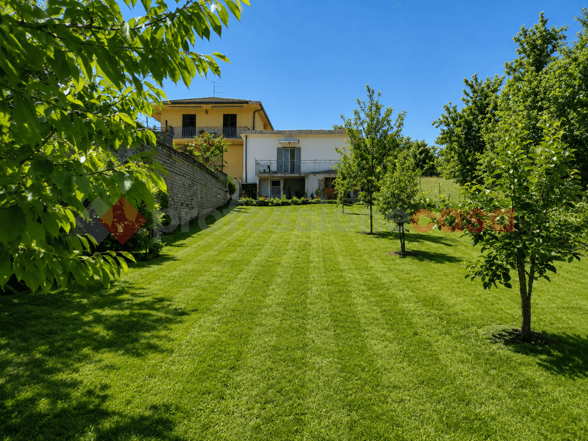 Villa in Via Paterno Snc, Trivigliano — foto 4 di 5