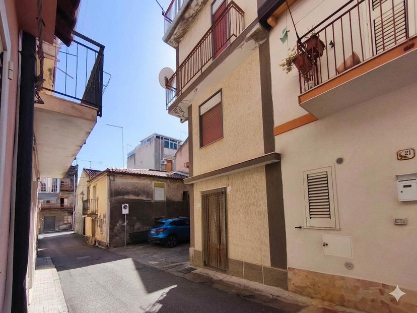 Terratetto in Via Pisacane, Nizza di Sicilia — foto 3 di 5