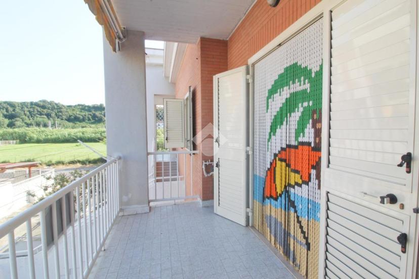 Villa a schiera in Via delle Gardenie 32 32, Campomarino — foto 2 di 5