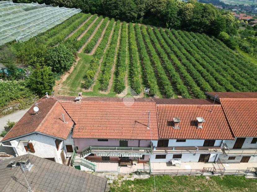 Villa a schiera in Via ai Monti 13, Envie — foto 4 di 5