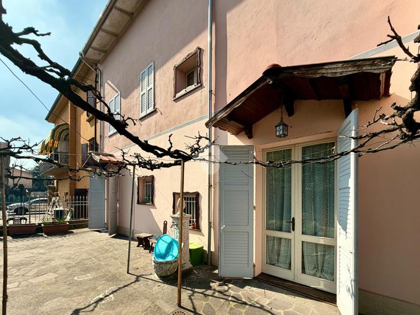 Casa indipendente in Via della Libertà 6, Novellara