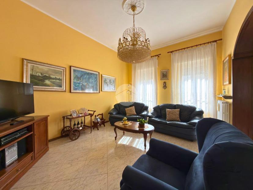 Casa indipendente in Via Ricaldone 1, Borgo Vercelli — foto 2 di 5