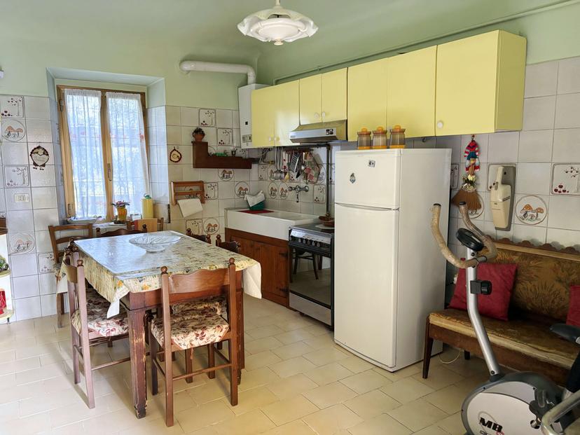 Rustico in Carlo Cattaneo 9, Agrate Conturbia — foto 5 di 5