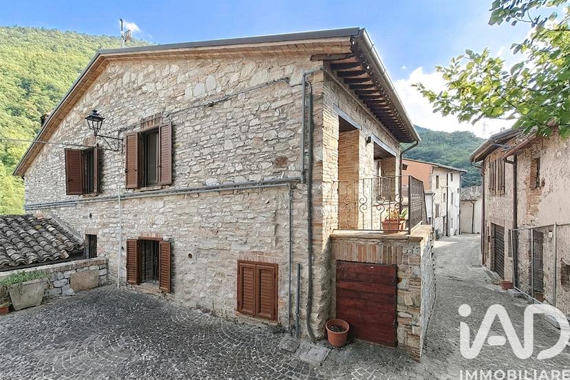 Appartamento in Frazione Localita Bistocco 3, Caldarola — foto 3 di 5