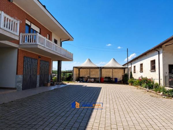 Villa plurifamiliare in Via Tetti Famolassi 7, Marene — foto 2 di 5