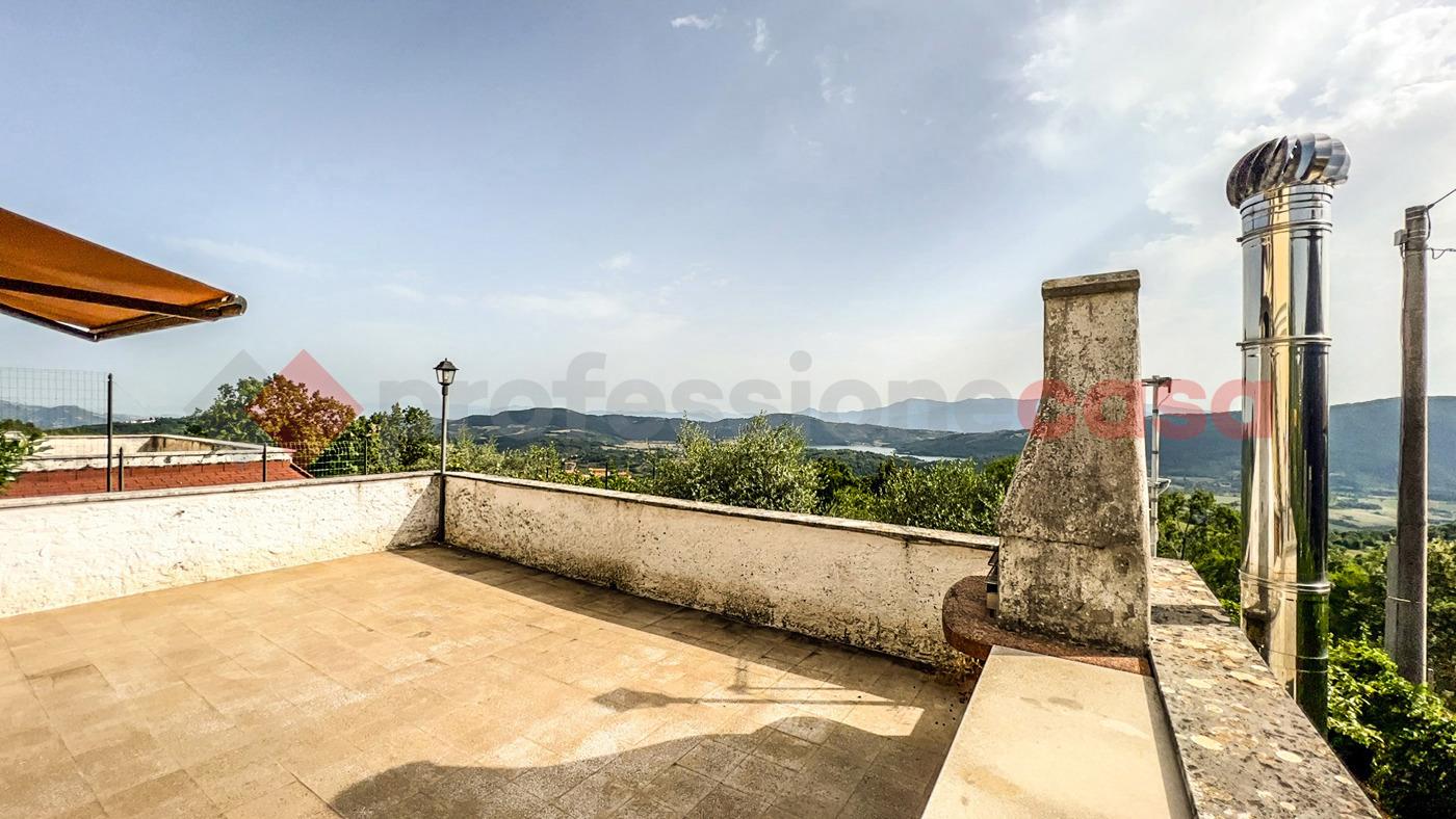 Villa in Via Circonvallazione Cerano 24, Torre Cajetani