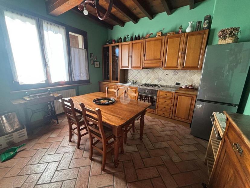 Villa in Via degli Orti 12, Mantova — foto 2 di 5