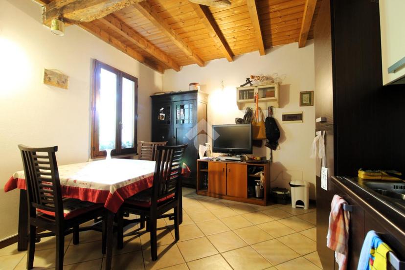 Trilocale in Via Antonio Stradivari 7, Reggio nell'Emilia