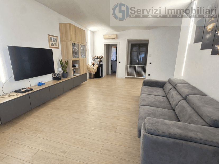 Villa bifamiliare, San Giorgio Piacentino — foto 2 di 5