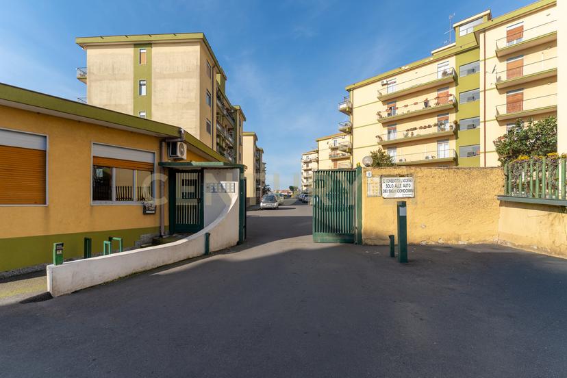 Appartamento in Via Fratelli Bandiera 13, Gravina di Catania — foto 2 di 5