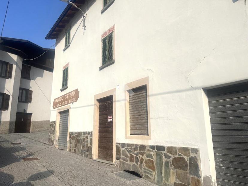 Casa indipendente in Via Rodorio 7, Sondalo — foto 2 di 5