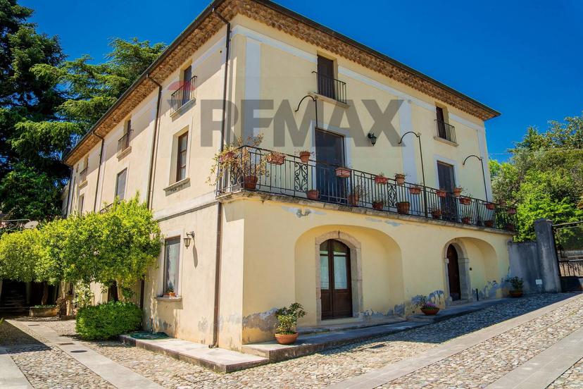 Villa in Via Kennedy 33, Marano Marchesato — foto 4 di 5