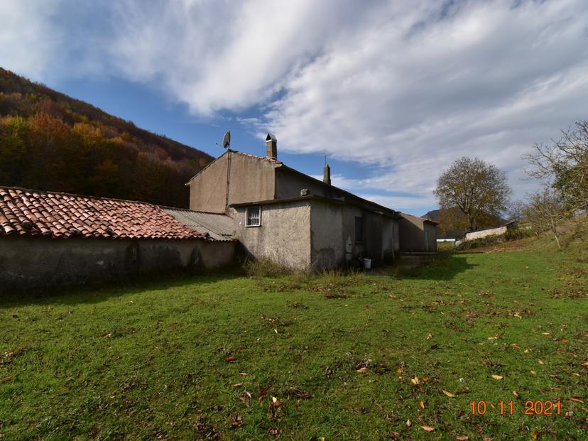 Casale in Contrada Tardiano 00, Montesano sulla Marcellana — foto 2 di 5