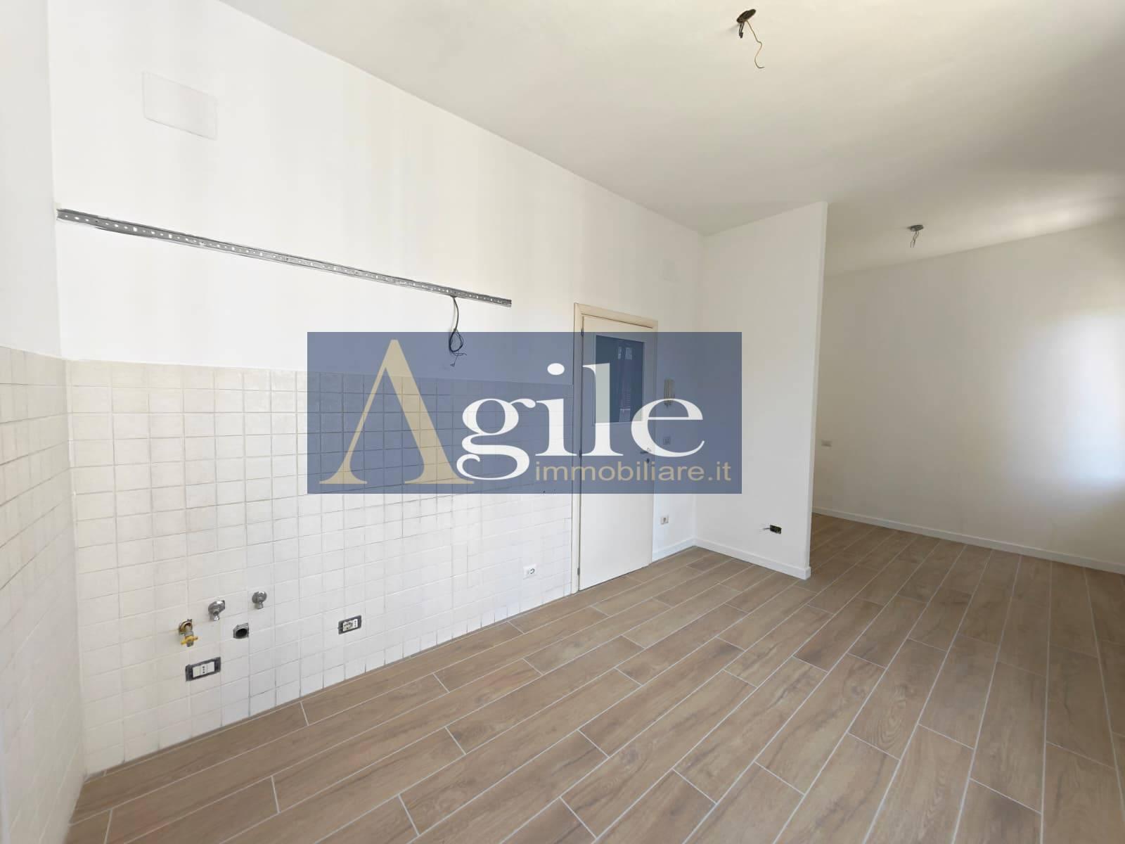 Trilocale in Via Luigi Dari, San Benedetto del Tronto